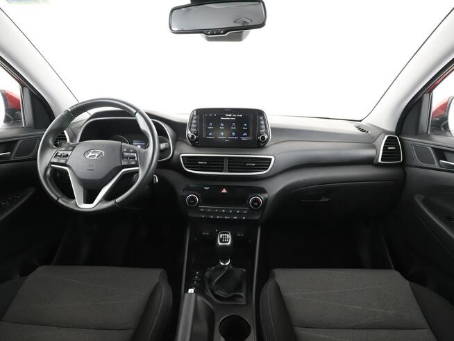 Hyundai Tucson klima auto navi kamera i czujniki parkowania grzane fotele