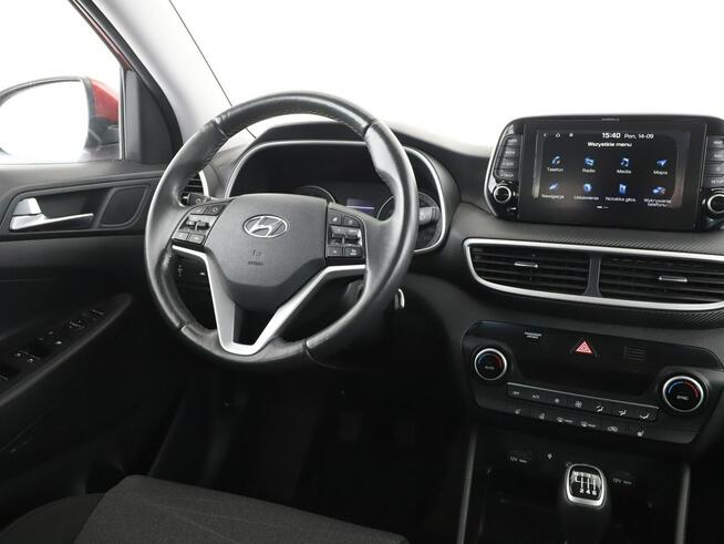 Hyundai Tucson klima auto navi kamera i czujniki parkowania grzane fotele