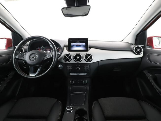 Mercedes B 200 automat navi kamera grzane fotele klima