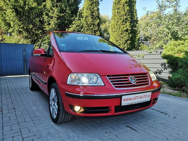 Volkswagen Sharan 1,8 T 20V 150KM Klimatr Temp Parktonic Navi ALU LIFT 7 Osób LIFT