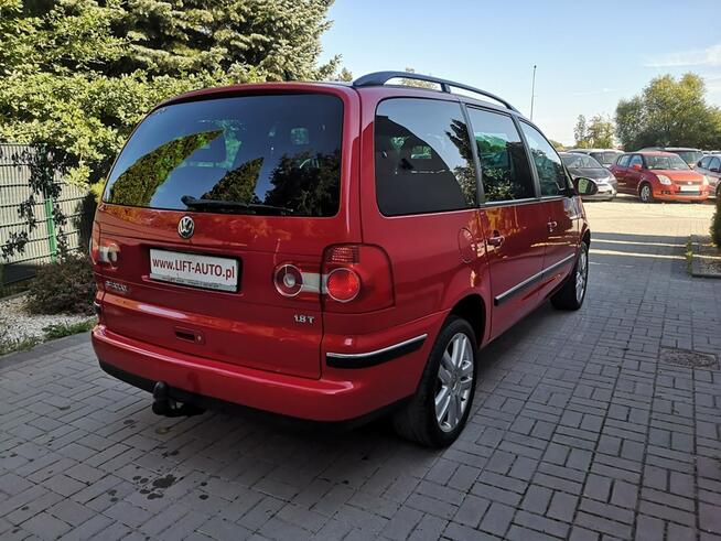 Volkswagen Sharan 1,8 T 20V 150KM Klimatr Temp Parktonic Navi ALU LIFT 7 Osób LIFT