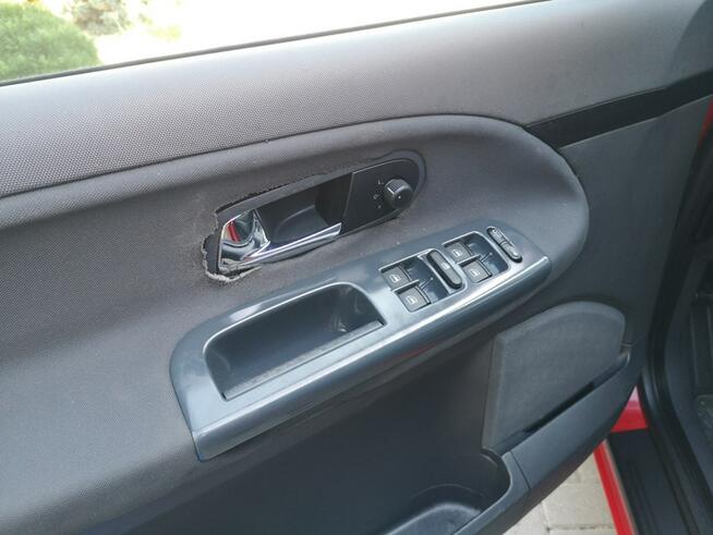 Volkswagen Sharan 1,8 T 20V 150KM Klimatr Temp Parktonic Navi ALU LIFT 7 Osób LIFT