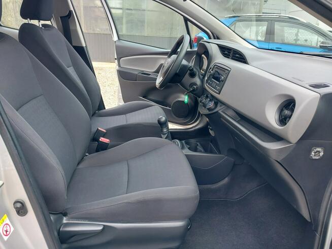 Toyota Yaris SALON PL 100% bezwypadkowa + niski przebieg