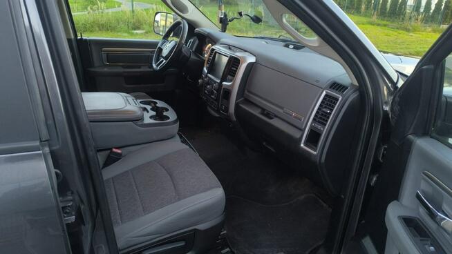 Dodge RAM 1500 Lone Star | 5.7 HEMI V8 LPG | VAT 23% | 2017 | 260 tys. km |