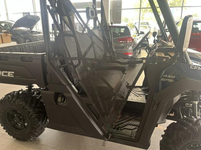 CF Moto UForce Pojazd Terenowy Z Napędem na Cztery Koła Nowy dostępny u dealera