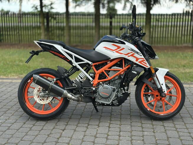 KTM duke 390 na A2 wyświetlacz TFT 2017 ABS 23tys km Stan PERFKCYJNY Transport