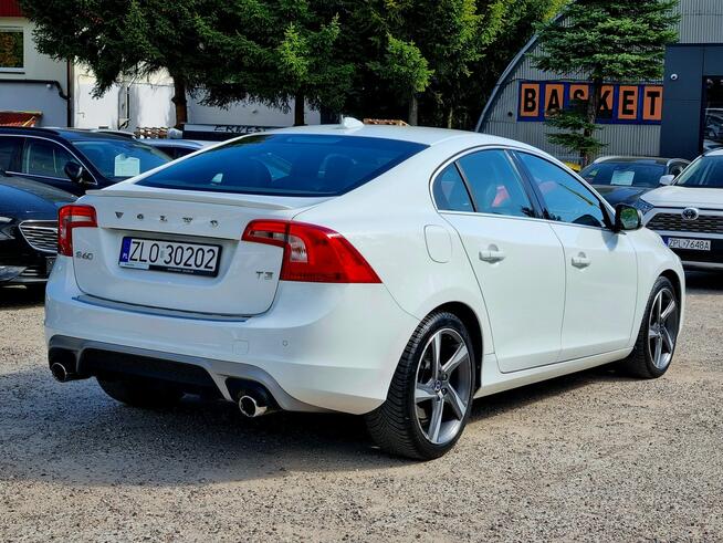 Volvo S60 Salon Polska RDESIGN Serwis LED BiXenon Navi Parktronic Zarejestrowany