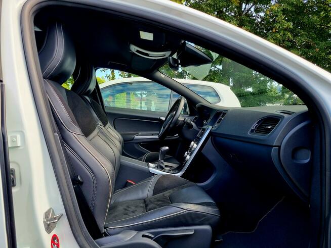Volvo S60 Salon Polska RDESIGN Serwis LED BiXenon Navi Parktronic Zarejestrowany