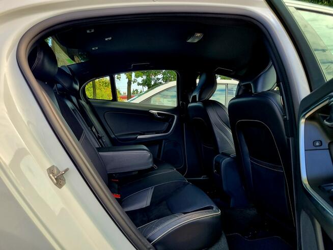 Volvo S60 Salon Polska RDESIGN Serwis LED BiXenon Navi Parktronic Zarejestrowany