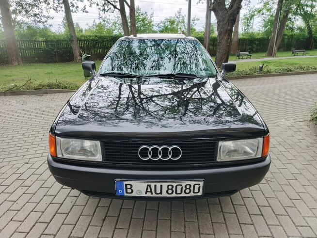 Audi 80 1991r 1.8 benz wersja Comfort Edition 1 właściciel stan kolekcjonerski