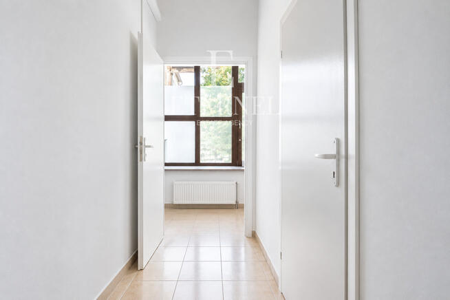 Lokal handlowo-usługowy 63 m2 na sprzedaż