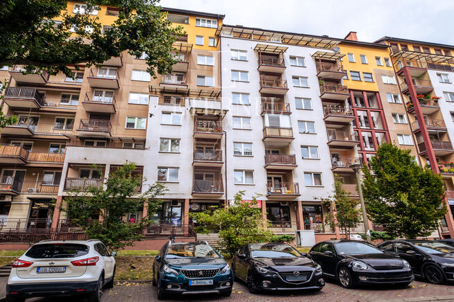 Lokal handlowo-usługowy 63 m2 na sprzedaż