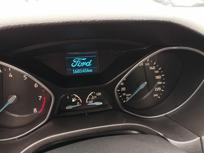 FORD FOCUS 1.6 BENZYNA SALON POLSKA