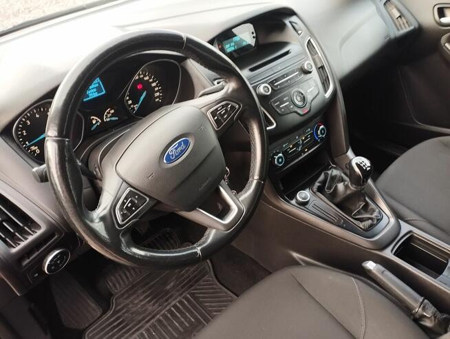 FORD FOCUS 1.6 BENZYNA SALON POLSKA