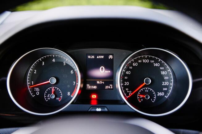 Volkswagen Golf Sportsvan 1.4TSI_Bixenon_Masaż_Alcantara_Navi