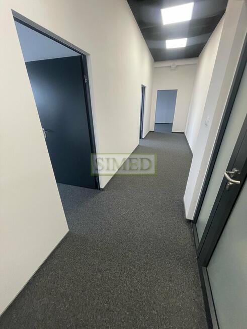 Wysoki standard,do wprowadzenia,duzy parking,24h