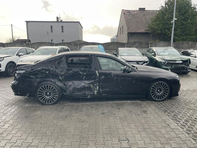 BMW 740 Nero Lusso Long Mpakiet Xdrive Pamięć Masaż Pneumatyka HAK