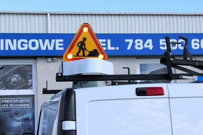 Renault Trafic L2 3-osobowy FV23% Navi Kamera LED Tempomat Parktronic Zabudowa