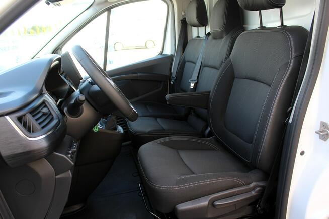 Renault Trafic L2 3-osobowy FV23% Navi Kamera LED Tempomat Parktronic Zabudowa