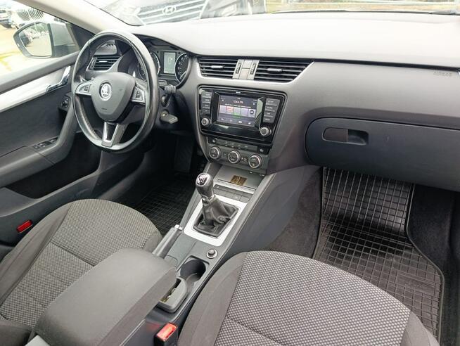Škoda Octavia SALON POLSKA