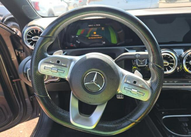 Mercedes A 220 4Matic / pakiet AMG / niski przebieg