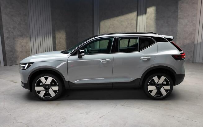 Volvo XC 40 B4 Plus Wysoki rabat !! Dostępne różne kolory i wersje,