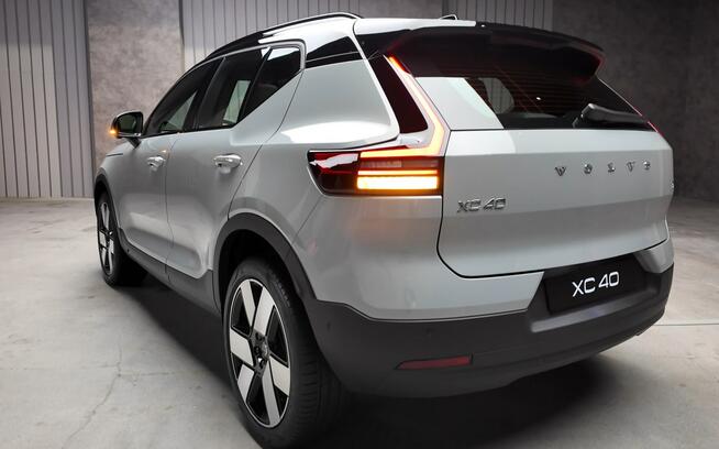 Volvo XC 40 B4 Plus Wysoki rabat !! Dostępne różne kolory i wersje,