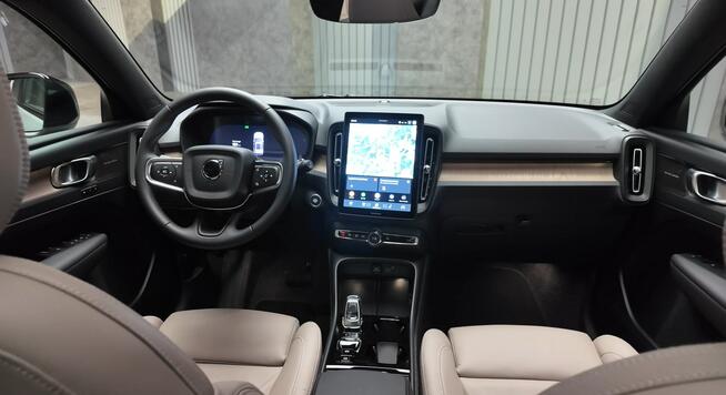Volvo XC 40 B4 Plus Wysoki rabat !! Dostępne różne kolory i wersje,