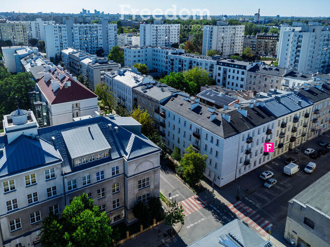 3 pokoje w przedwojennej kamienicy z 1937 r.