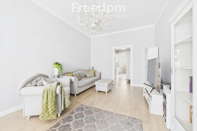Przestronne mieszkanie 104 m² w kamienicy – Elbląg