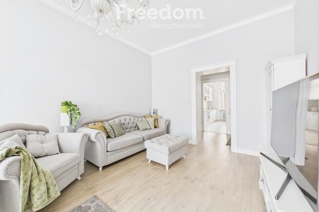 Przestronne mieszkanie 104 m² w kamienicy – Elbląg