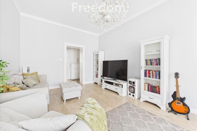 Przestronne mieszkanie 104 m² w kamienicy – Elbląg