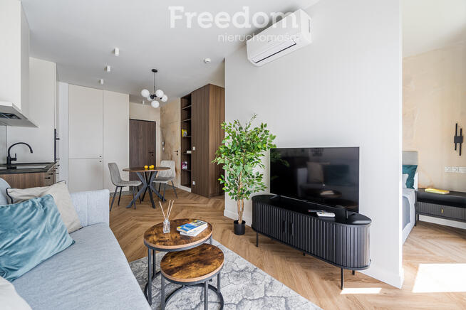 Nowe, studio, Kierbedzia, balkon, garaż