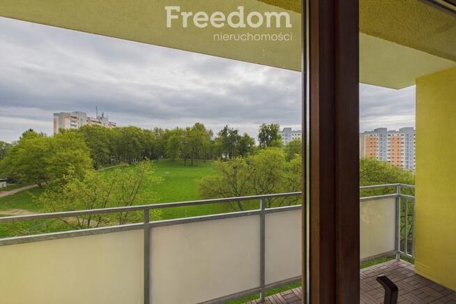 Komfortowe 60 m² z dużym balkonem.