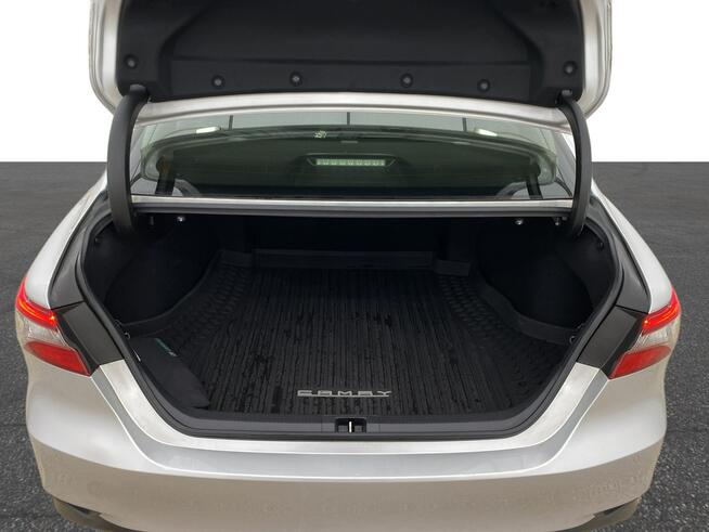Toyota Camry 2.5 Hybrid Comfort CVT Sedan