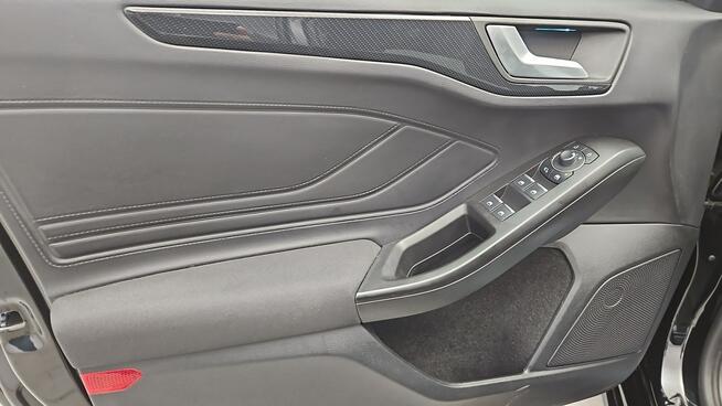 Ford Focus 1.0 EcoBoost mHEV ST-Line X aut ! Z Polskiego Salonu ! Faktura Vat !