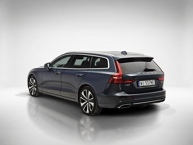 Volvo V60 B4 B Plus Bright aut ! Z Polskiego Salonu ! Faktura VAT !