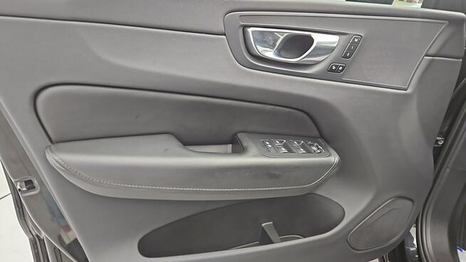 Volvo XC 60 B4 D Plus Dark aut ! Z Polskiego Salonu ! Faktura Vat !