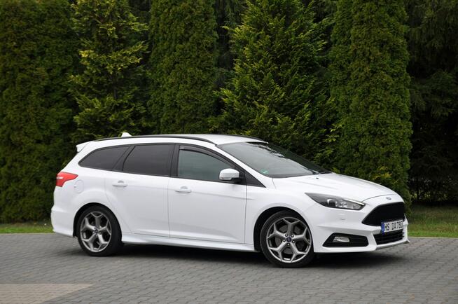 Ford Focus 2.0TDCi(185KM)*ST*Xenon*Led*Navi*Kamera*Recaro*Skóry*Reling*Alu18"ASO