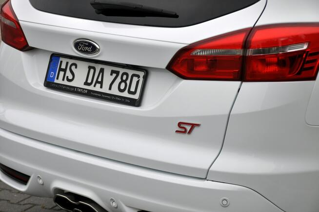 Ford Focus 2.0TDCi(185KM)*ST*Xenon*Led*Navi*Kamera*Recaro*Skóry*Reling*Alu18"ASO