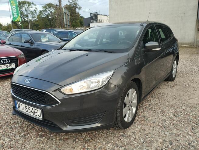 FORD FOCUS 1.6 BENZYNA SALON POLSKA