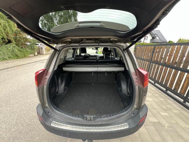 Toyota RAV4, zadbana, serwisowana w ASO, polski salon