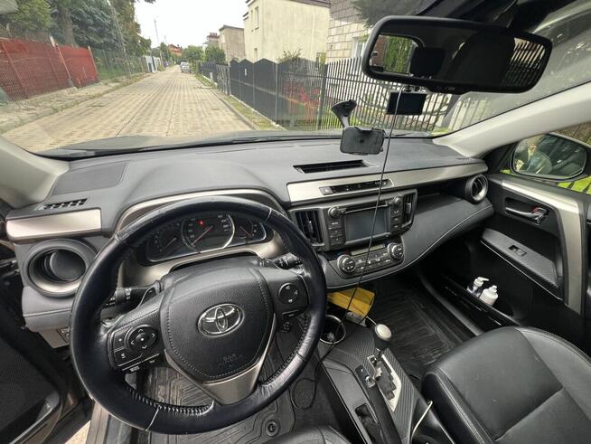 Toyota RAV4, zadbana, serwisowana w ASO, polski salon