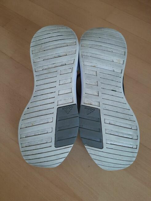 Buty sneakersy Adidas Racer TR23 r. 42 26.5cm IG7323 czarne
