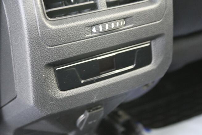 Volkswagen Touran EVO Comfortline netto 56016 PLN Gwarancja SalonPL