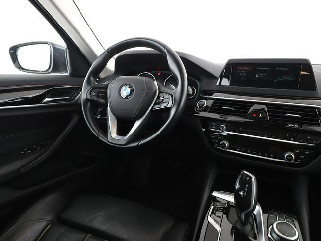 BMW 520 FV23 SportLine Navi Tempomat Grzane Fotele Skóra ParkAssist Kamera LED
