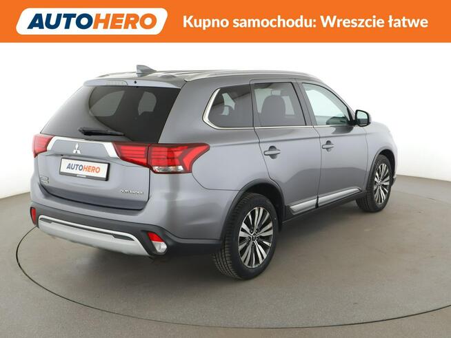 Mitsubishi Outlander automat navi kamera auto klima pdc