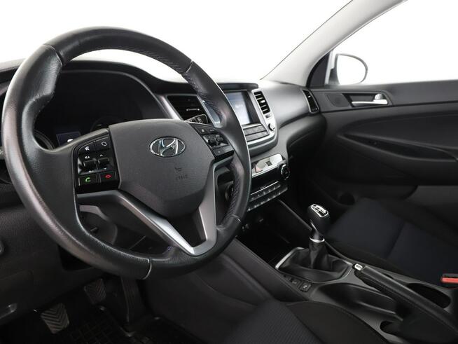 Hyundai Tucson auto klima panorama grzane fotele 4x4
