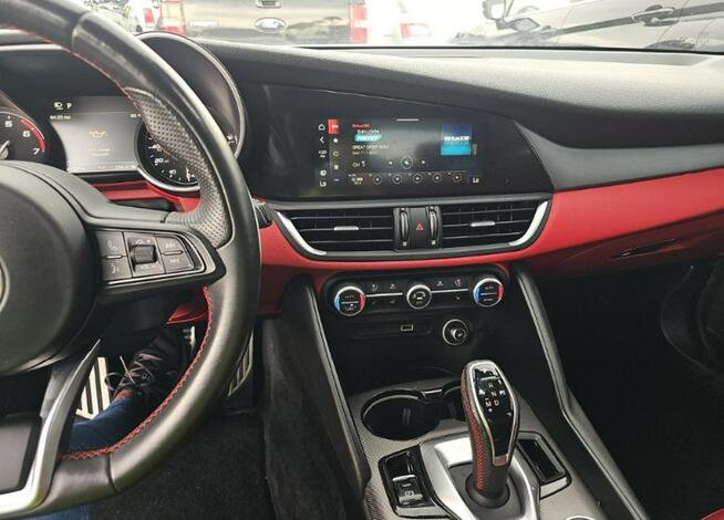 Alfa Romeo Giulia Wersja Ti / bardzo zadbany / niski przebieg