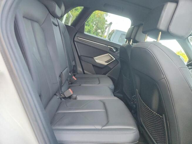 Audi Q3 Bogata wersja wyposażenia / S-Line / niski przebieg